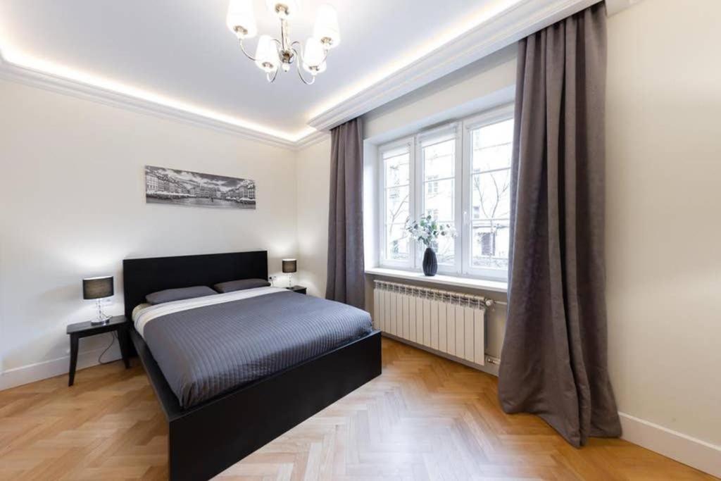 Apartamenty-Mi Crystal وارسو المظهر الخارجي الصورة